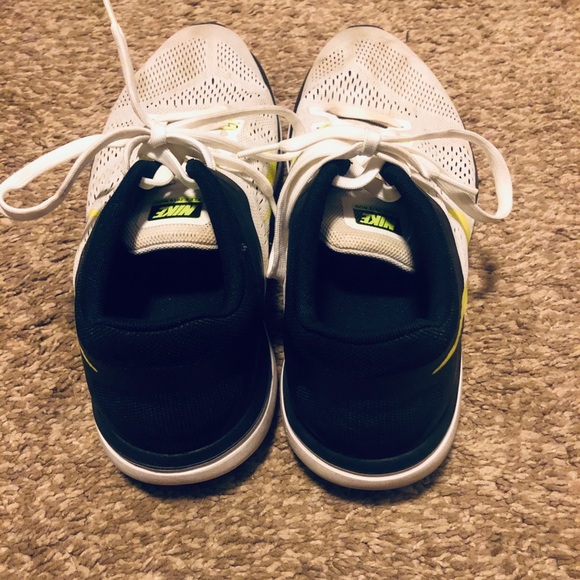 Nike 2016 Men’s Flex RN Performance Trainer - Picture 5 of 9